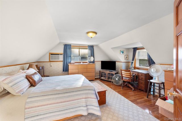 162 N Elm Street, Massapequa, NY 11758