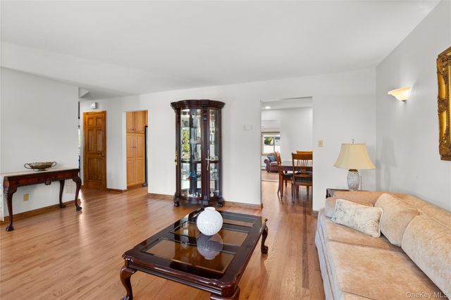 162 N Elm Street, Massapequa, NY 11758