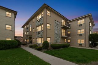 7709 W Marwood Avenue 3S, Elmwood Park, IL 60707