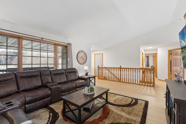 14320 314th Avenue NW, Princeton, MN 55371