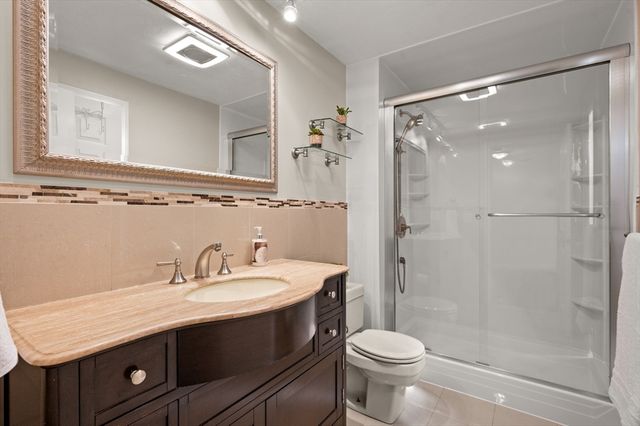 152 Heritage Drive 152, Tewksbury, MA 01876