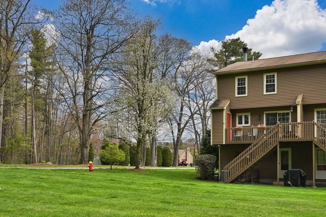 152 Heritage Drive 152, Tewksbury, MA 01876