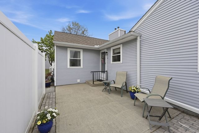 99 Stephens St 99, Chicopee, MA 01022