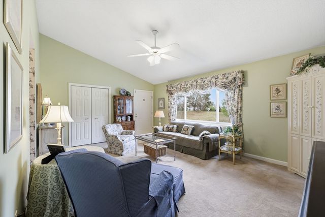 99 Stephens St 99, Chicopee, MA 01022