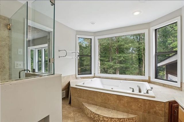 270 Saint Simons Cove, Lawrenceville, GA 30044