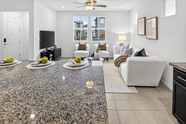 2092 Cottonwood St., Pittsburg, CA 94565