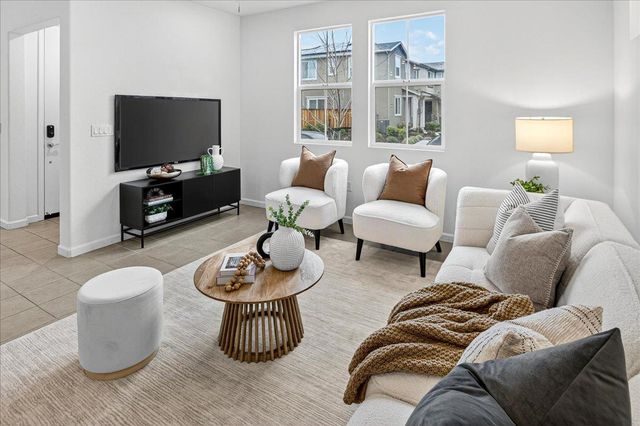 2092 Cottonwood St., Pittsburg, CA 94565