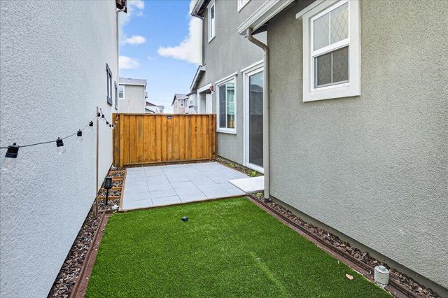 2092 Cottonwood St., Pittsburg, CA 94565