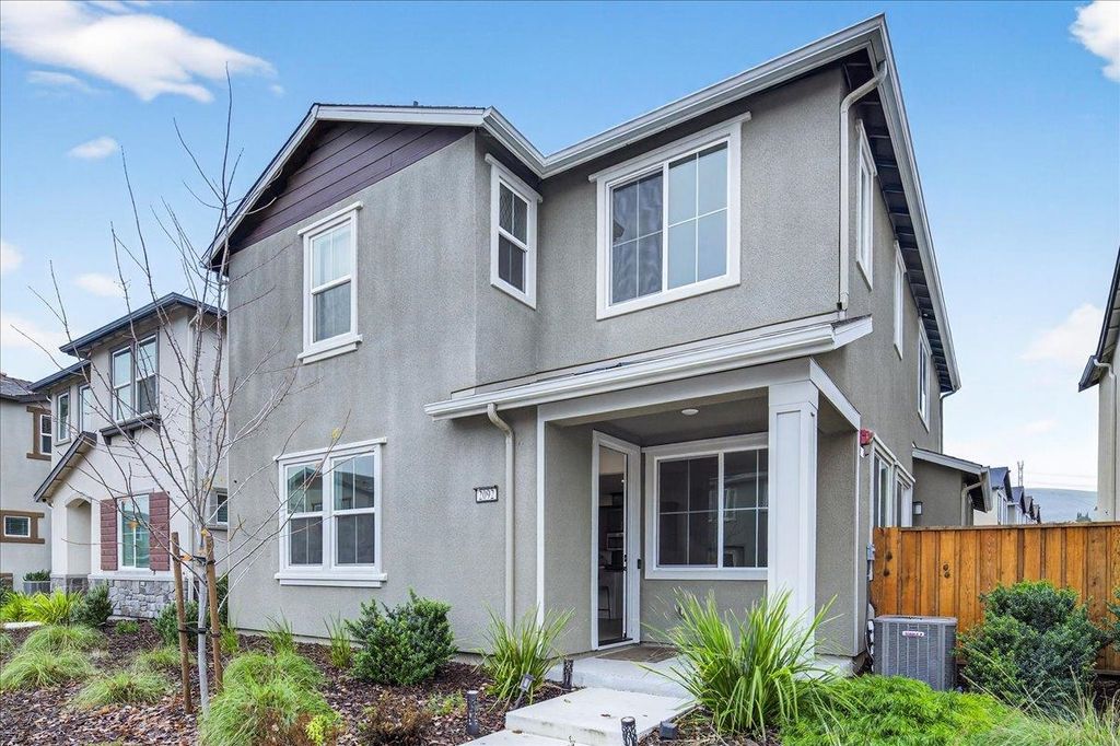 2092 Cottonwood St., Pittsburg, CA 94565