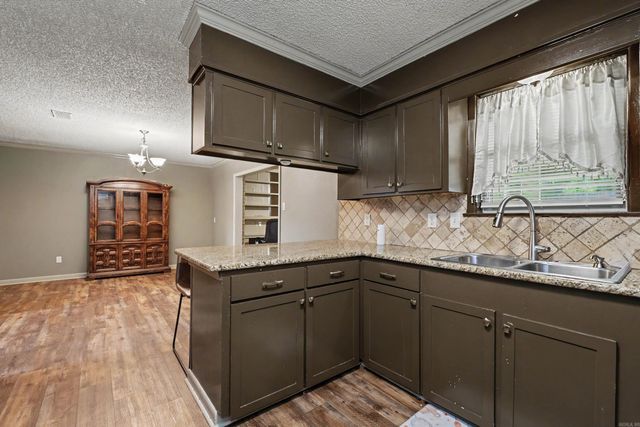 5 Arcadia Circle, Bryant, AR 72022