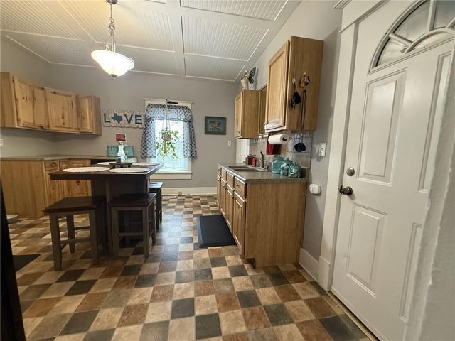 603 Maple Street, Oregon, MO 64473