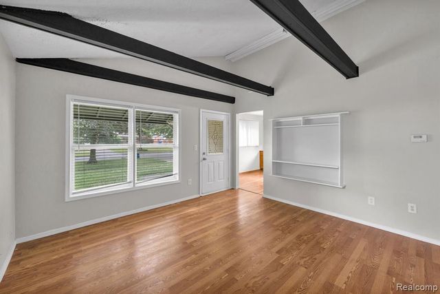 4934 Mckinley Street, Dearborn Heights, MI 48125