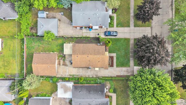 4934 Mckinley Street, Dearborn Heights, MI 48125
