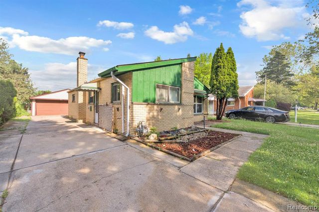 4934 Mckinley Street, Dearborn Heights, MI 48125