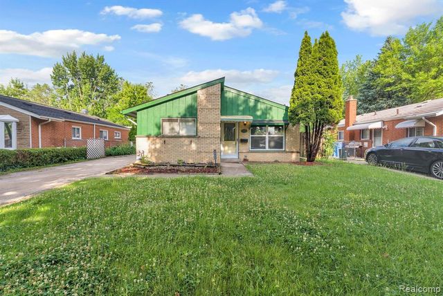 4934 Mckinley Street, Dearborn Heights, MI 48125