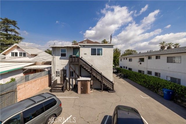 2221 Griffin Ave., Los Angeles, CA 90031