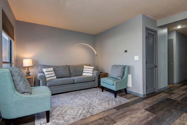 180 Lake Club Drive 12, Branson, MO 65616