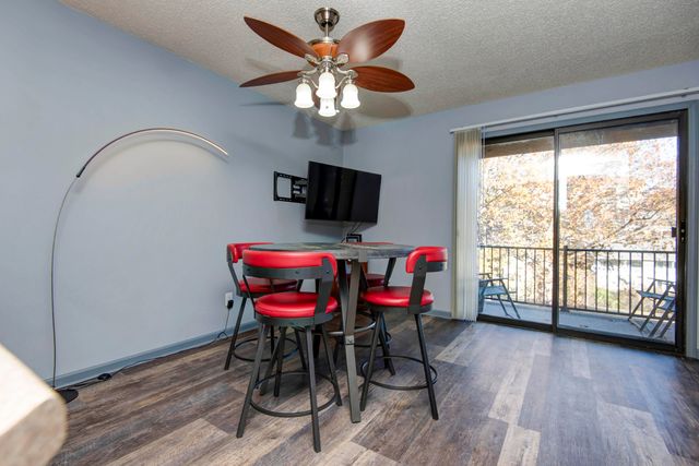 180 Lake Club Drive 12, Branson, MO 65616