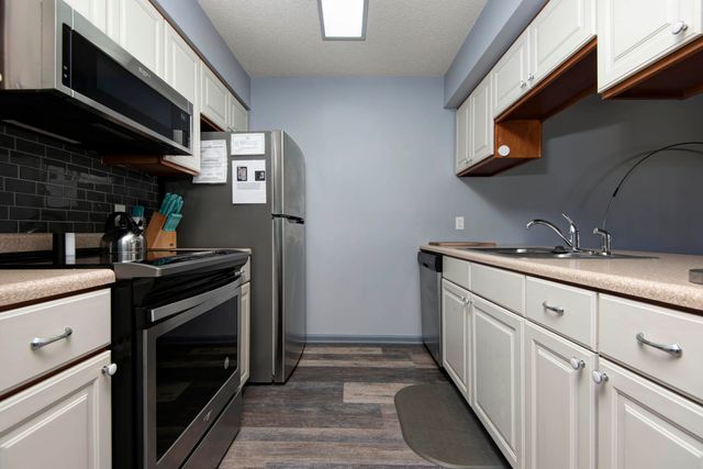 180 Lake Club Drive 12, Branson, MO 65616