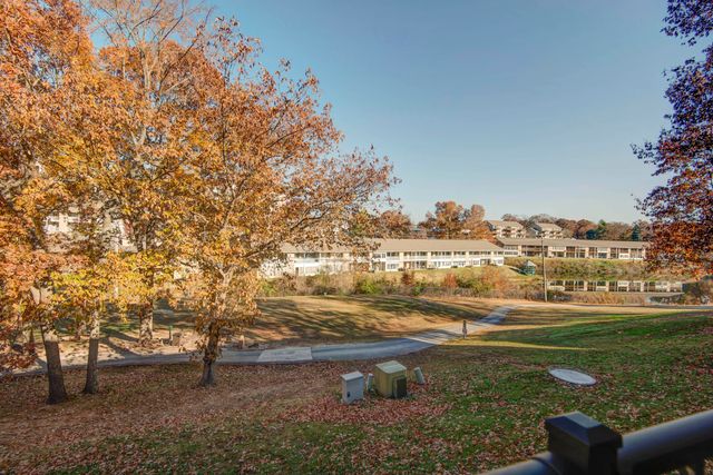 180 Lake Club Drive 12, Branson, MO 65616