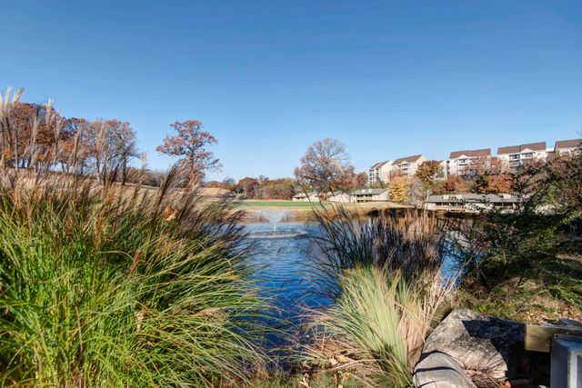 180 Lake Club Drive 12, Branson, MO 65616