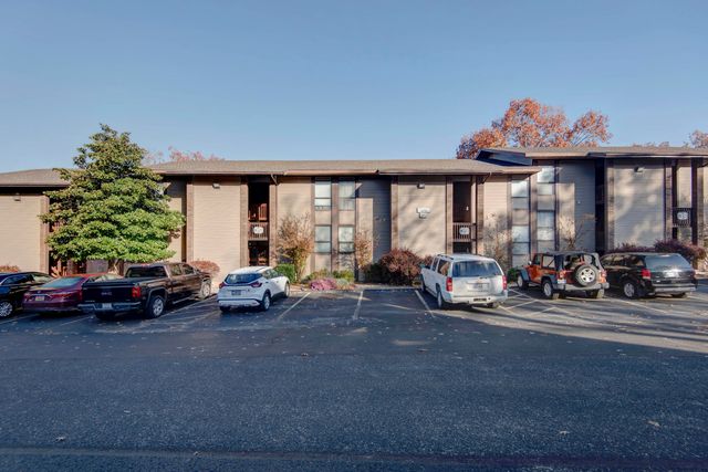 180 Lake Club Drive 12, Branson, MO 65616