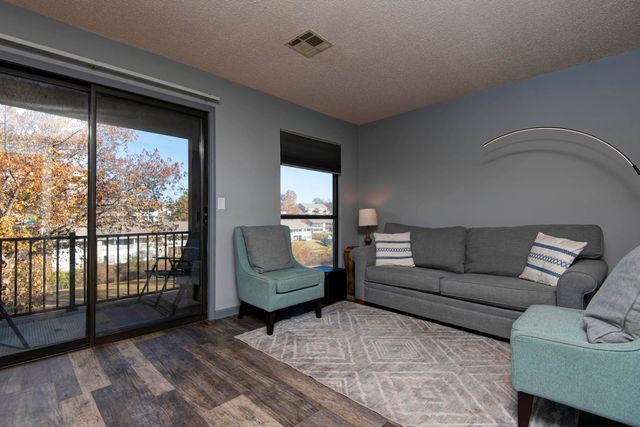 180 Lake Club Drive 12, Branson, MO 65616