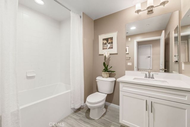 52 Origin, Irvine, CA 92618