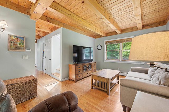 363 Cash Street, Croydon, NH 03773