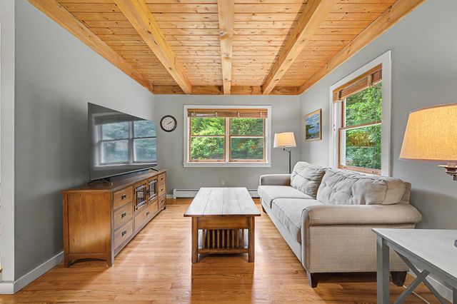 363 Cash Street, Croydon, NH 03773