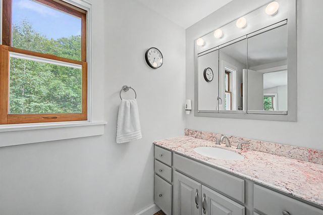 363 Cash Street, Croydon, NH 03773
