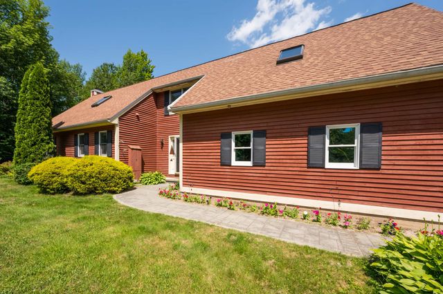 363 Cash Street, Croydon, NH 03773