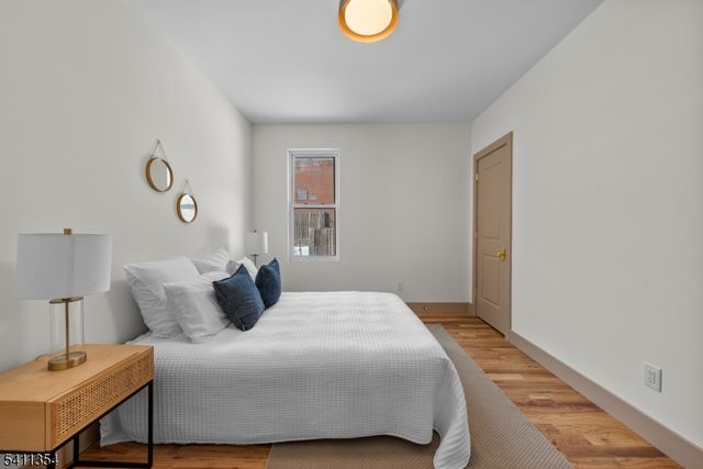 221 Clerk St, Jersey City, NJ 07305