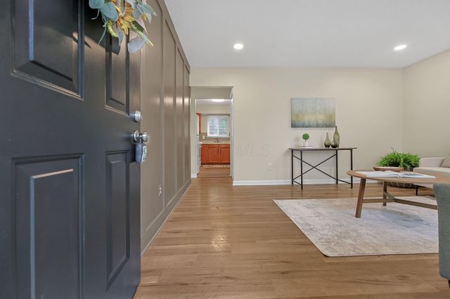 5366 Adderley Avenue, Columbus, OH 43232
