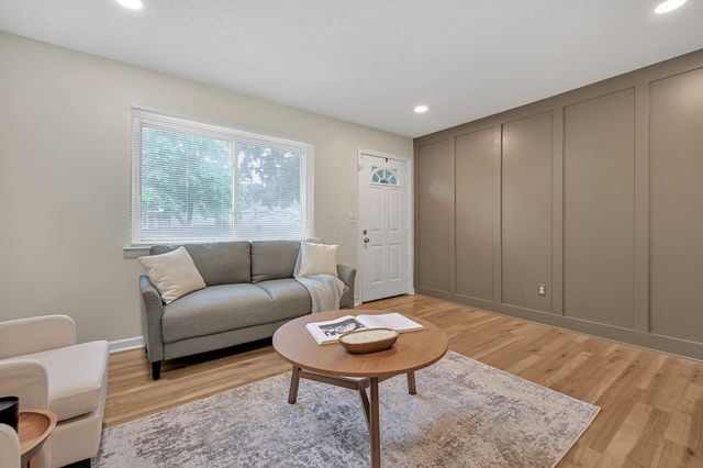 5366 Adderley Avenue, Columbus, OH 43232