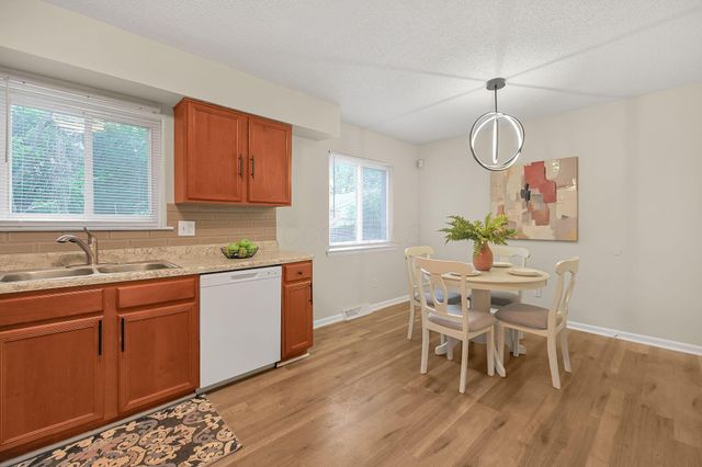 5366 Adderley Avenue, Columbus, OH 43232