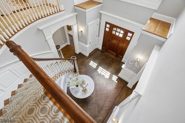 19 Hilltop Rd, Millburn Twp., NJ 07078