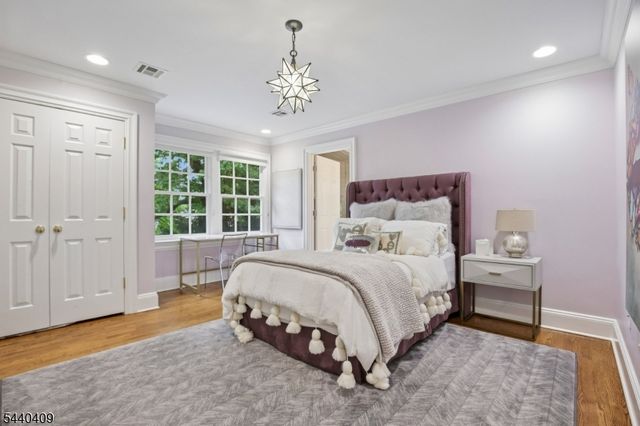19 Hilltop Rd, Millburn Twp., NJ 07078