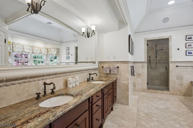 19 Hilltop Rd, Millburn Twp., NJ 07078