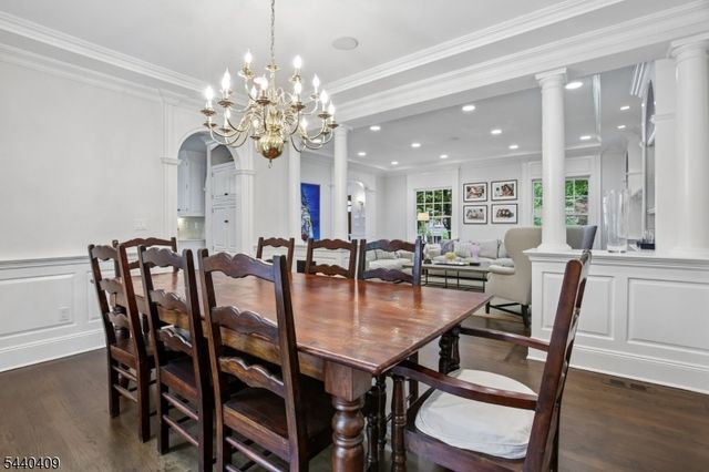 19 Hilltop Rd, Millburn Twp., NJ 07078