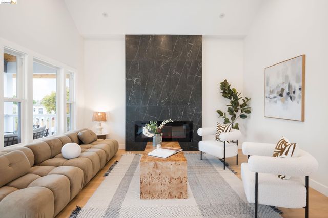 2516 Calhoun St, Alameda, CA 94501