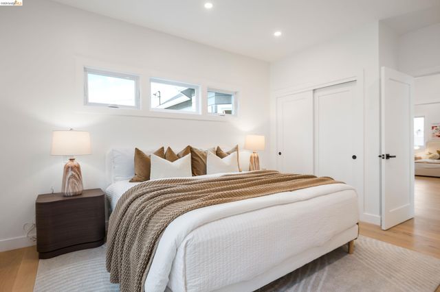 2516 Calhoun St, Alameda, CA 94501