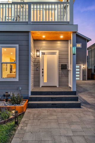 2516 Calhoun St, Alameda, CA 94501