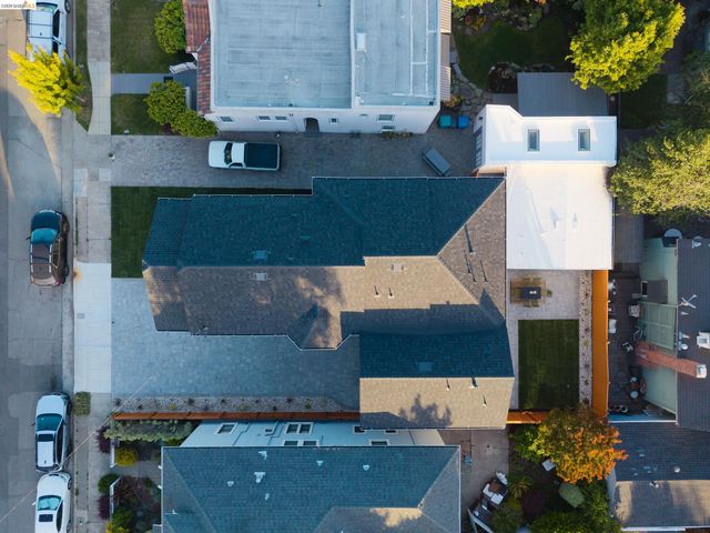 2516 Calhoun St, Alameda, CA 94501