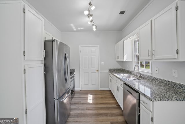 2 Sumer Lane S, Douglasville, GA 30134