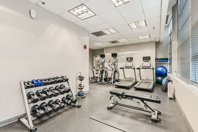 330 W GRAND Avenue 1202, Chicago, IL 60654