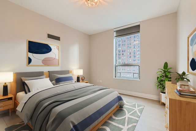 330 W GRAND Avenue 1202, Chicago, IL 60654