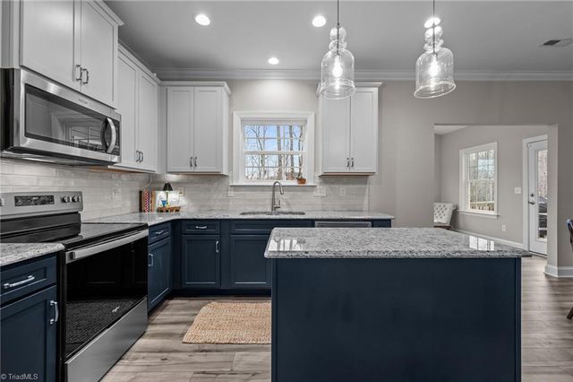 6572 Rogers Farm Road, Pleasant Garden, NC 27313