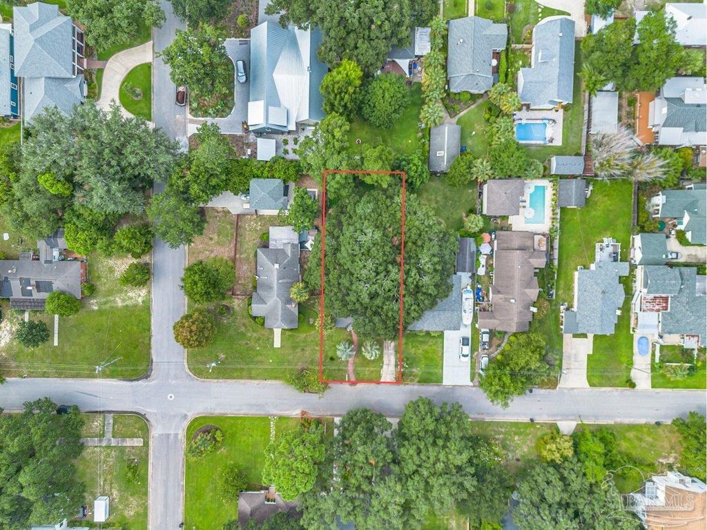 1806 E Mallory St, Pensacola, FL 32503