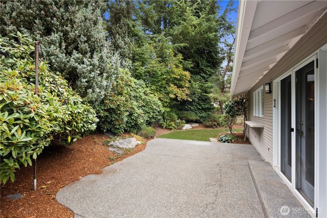 14115 SE 45th Street, Bellevue, WA 98006